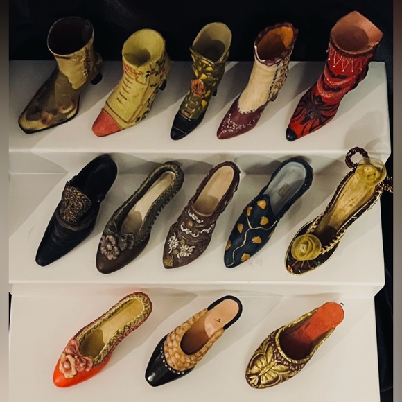 Miniature Shoe & Boot Collectibles - Lot of 13 + Free Frame - Picture 2 of 10